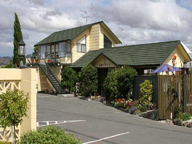 Colonial Motel ブレナム エクステリア 写真